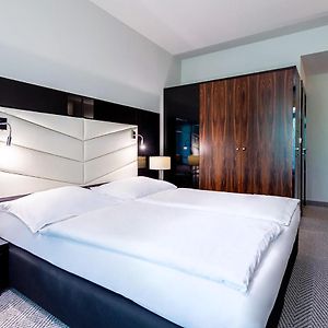 Habitación Estándar con 2 Camas Individuales